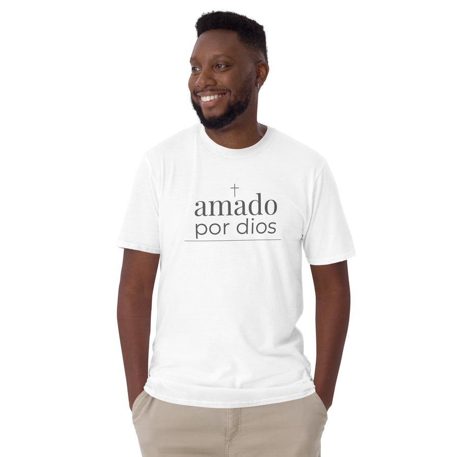 Amado por Dios- Camiseta de manga corta unisex