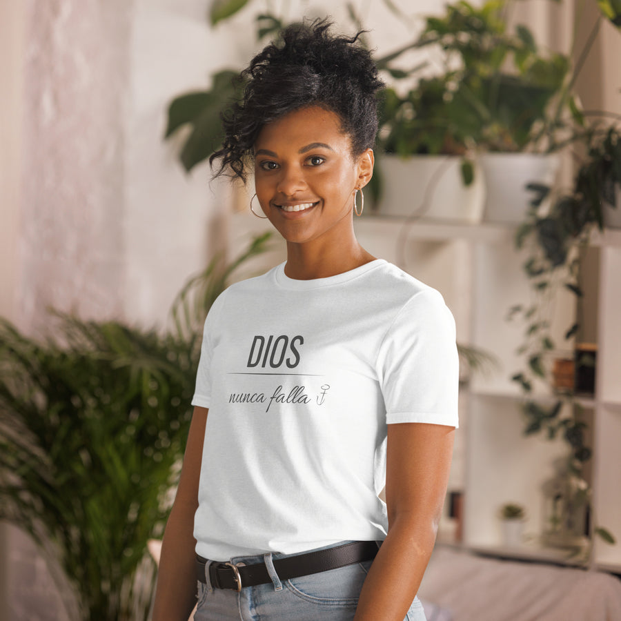 Dios Nunca Falla- Camiseta de manga corta unisex